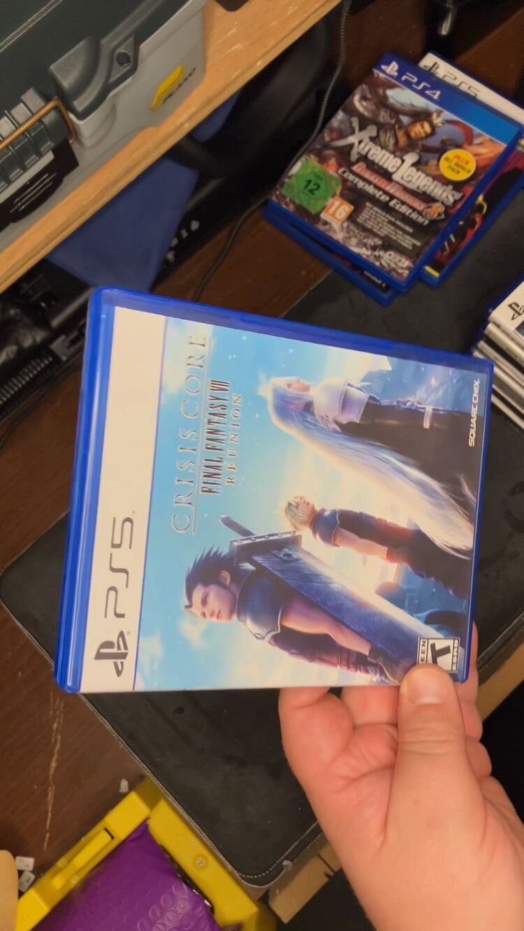 ff7 crisis core reunion box only